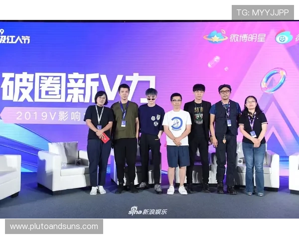 访问ag国际厅官网享受多样化娱乐玩法，专业客服24小时在线服务保障